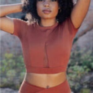 Popflex Wander Sports Bra Top with Mesh Panel in Clay Rust - Size M